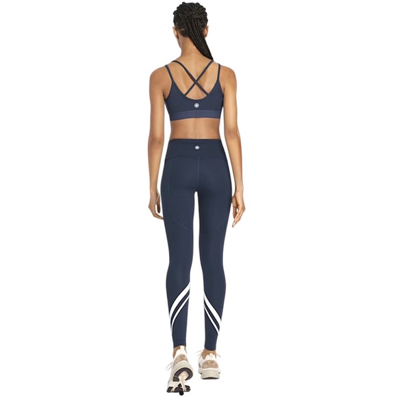TORY BURCH HIGH-RISE COMPRESSION MÉLANGE SIDE-POCKET CHEVRON LEGGING - Picture 2 of 5